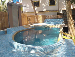 Fiberglass Olive Swimming Pool Manufacturer in Nashik