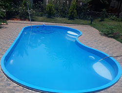 Fiberglass Bean Shape Swimming Pool Manufacturer in Nashik